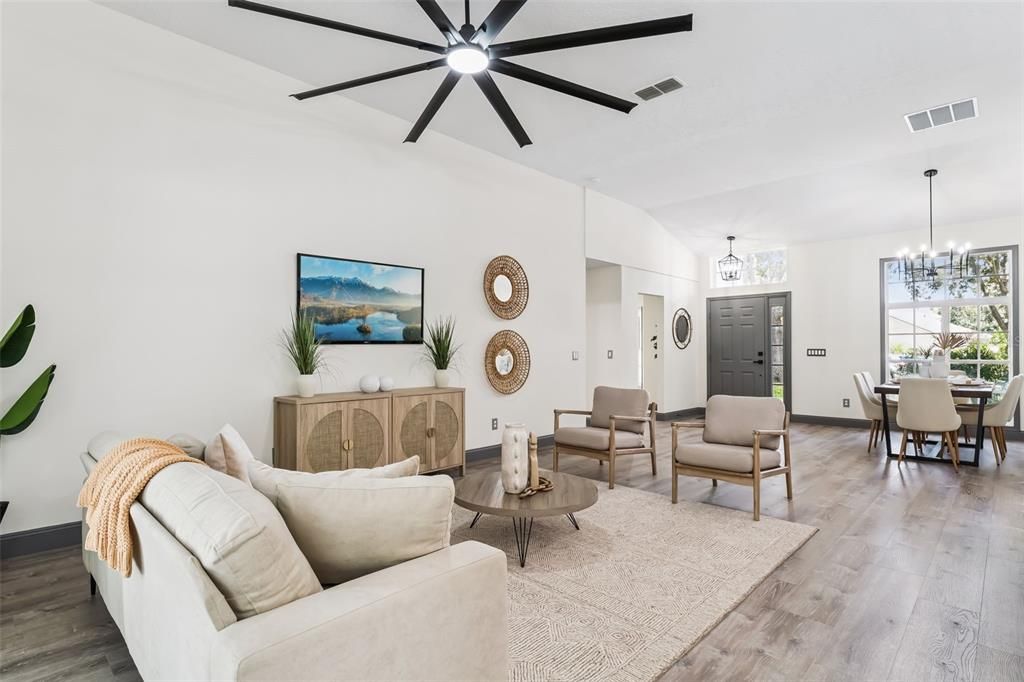 For Sale: $795,000 (5 beds, 4 baths, 2500 Square Feet)