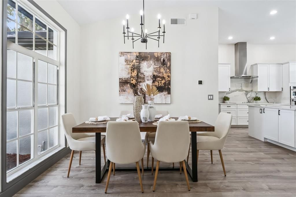 For Sale: $795,000 (5 beds, 4 baths, 2500 Square Feet)