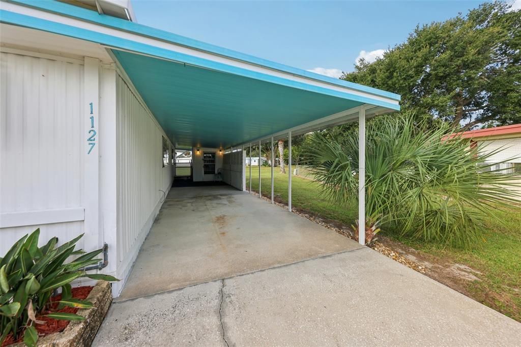 For Sale: $121,300 (2 beds, 2 baths, 862 Square Feet)