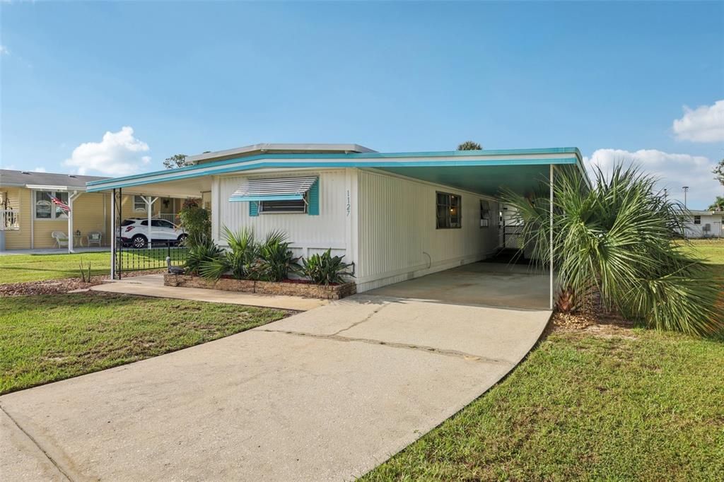 For Sale: $121,300 (2 beds, 2 baths, 862 Square Feet)