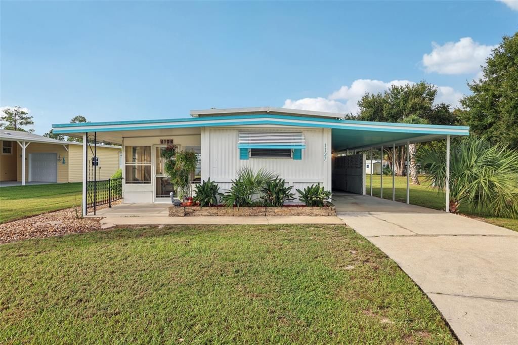 For Sale: $121,300 (2 beds, 2 baths, 862 Square Feet)