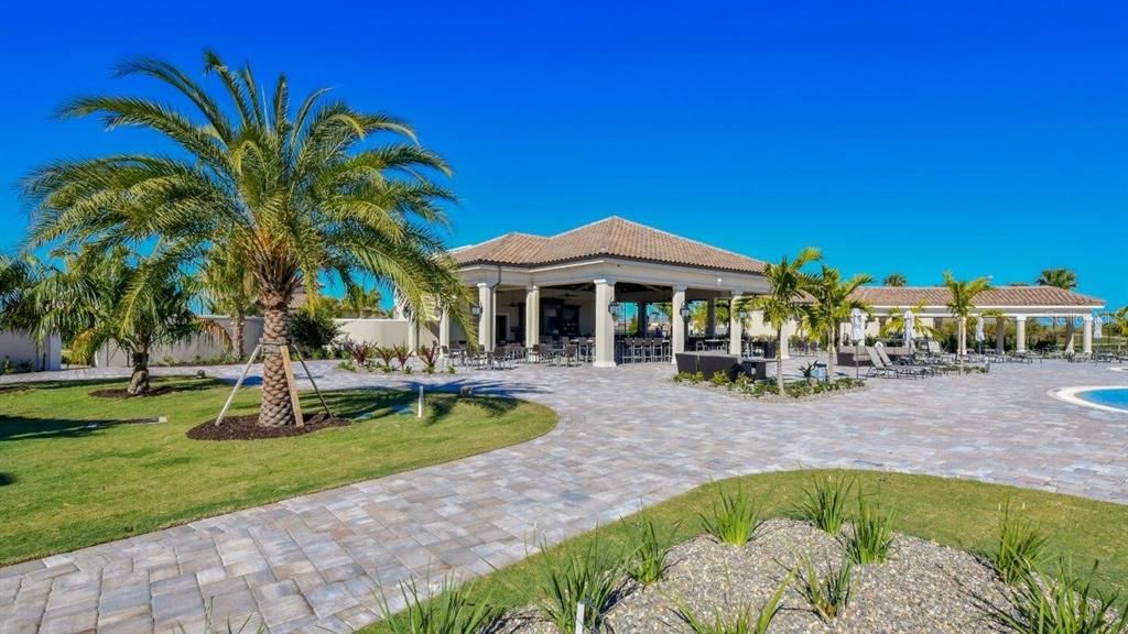 Под контрактом: $525,000 (3 спален, 2 ванн, 1786 Квадратных фут)