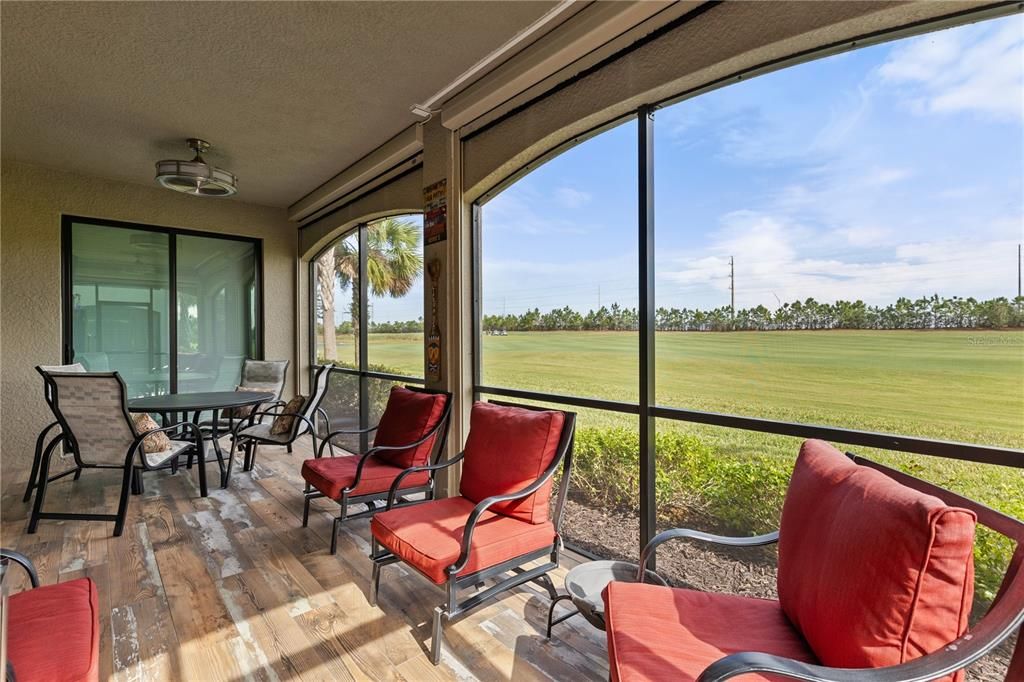 Под контрактом: $525,000 (3 спален, 2 ванн, 1786 Квадратных фут)