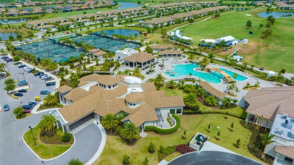 Под контрактом: $525,000 (3 спален, 2 ванн, 1786 Квадратных фут)