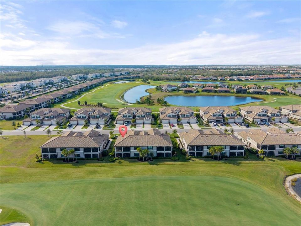 Под контрактом: $525,000 (3 спален, 2 ванн, 1786 Квадратных фут)