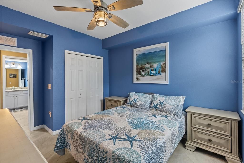 Под контрактом: $525,000 (3 спален, 2 ванн, 1786 Квадратных фут)