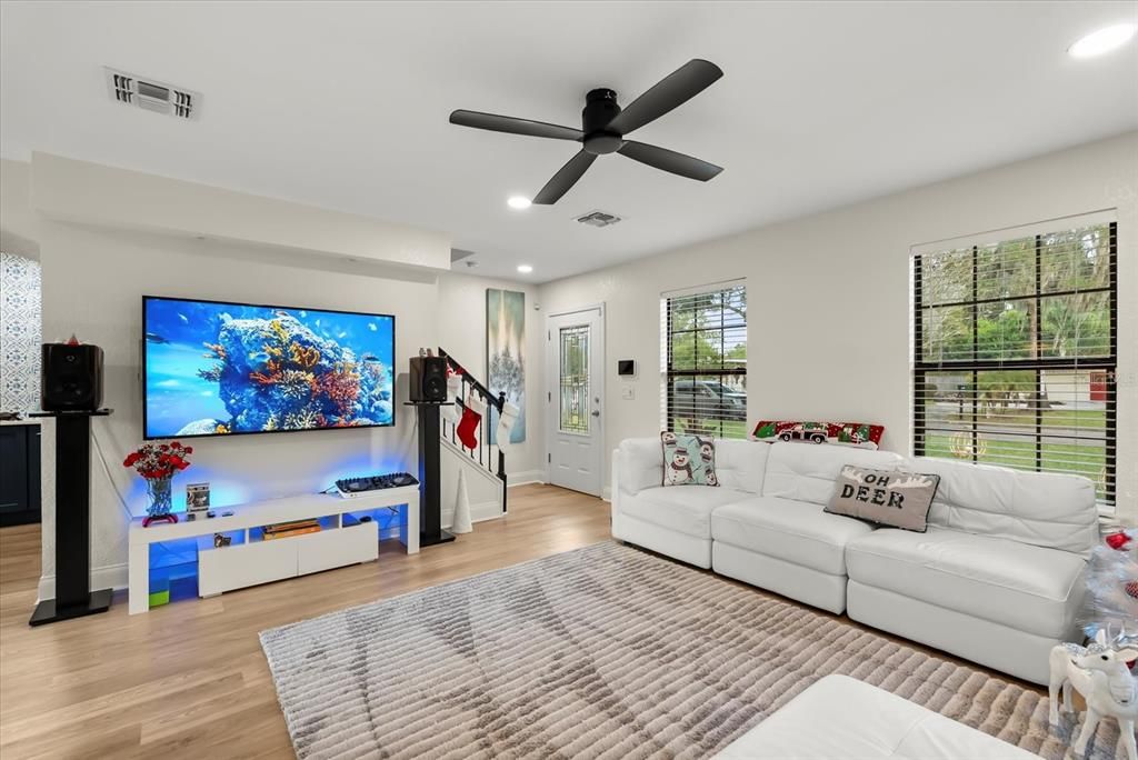 For Rent: $3,300 (3 beds, 2 baths, 1698 Square Feet)