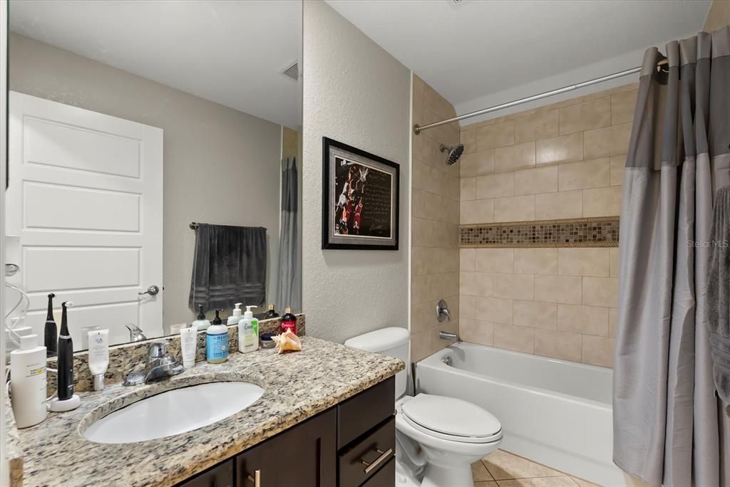 For Rent: $3,300 (3 beds, 2 baths, 1698 Square Feet)