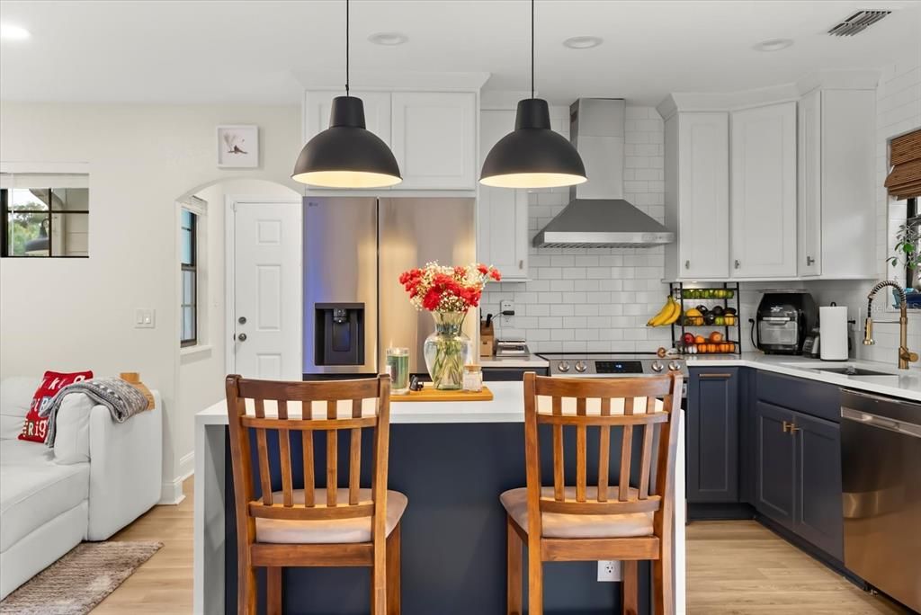 For Rent: $3,300 (3 beds, 2 baths, 1698 Square Feet)