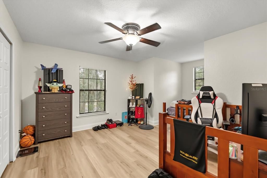 For Rent: $3,300 (3 beds, 2 baths, 1698 Square Feet)