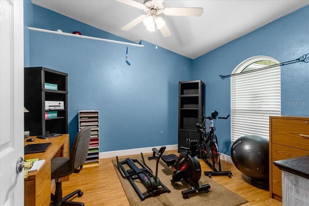 En Venta: $399,900 (4 camas, 2 baños, 1894 Pies cuadrados)