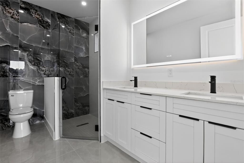 待售: $350,000 (3 贝兹, 3 浴室, 1357 平方英尺)