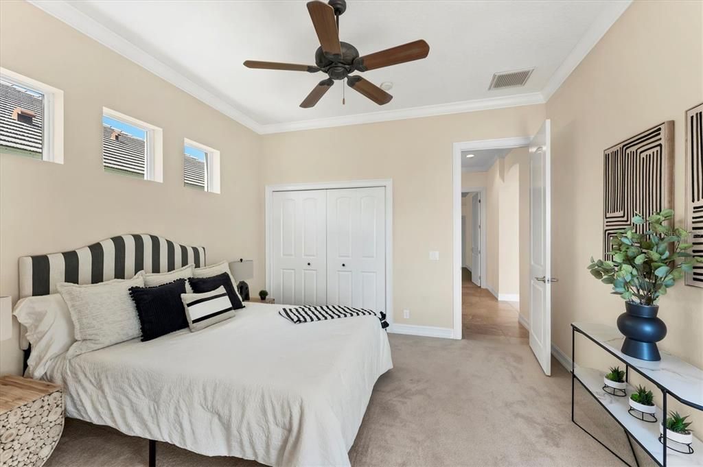 En Venta: $1,849,500 (5 camas, 4 baños, 4074 Pies cuadrados)