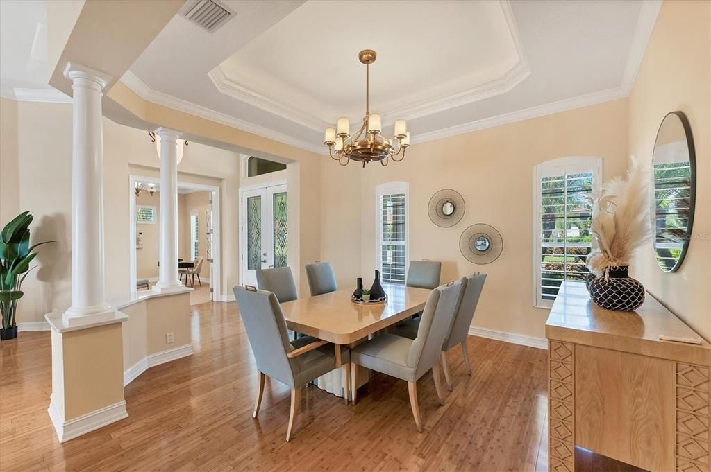 En Venta: $1,849,500 (5 camas, 4 baños, 4074 Pies cuadrados)