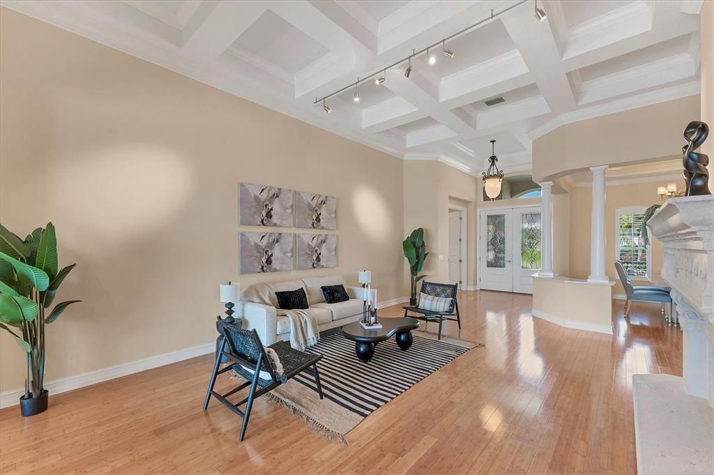 En Venta: $1,849,500 (5 camas, 4 baños, 4074 Pies cuadrados)