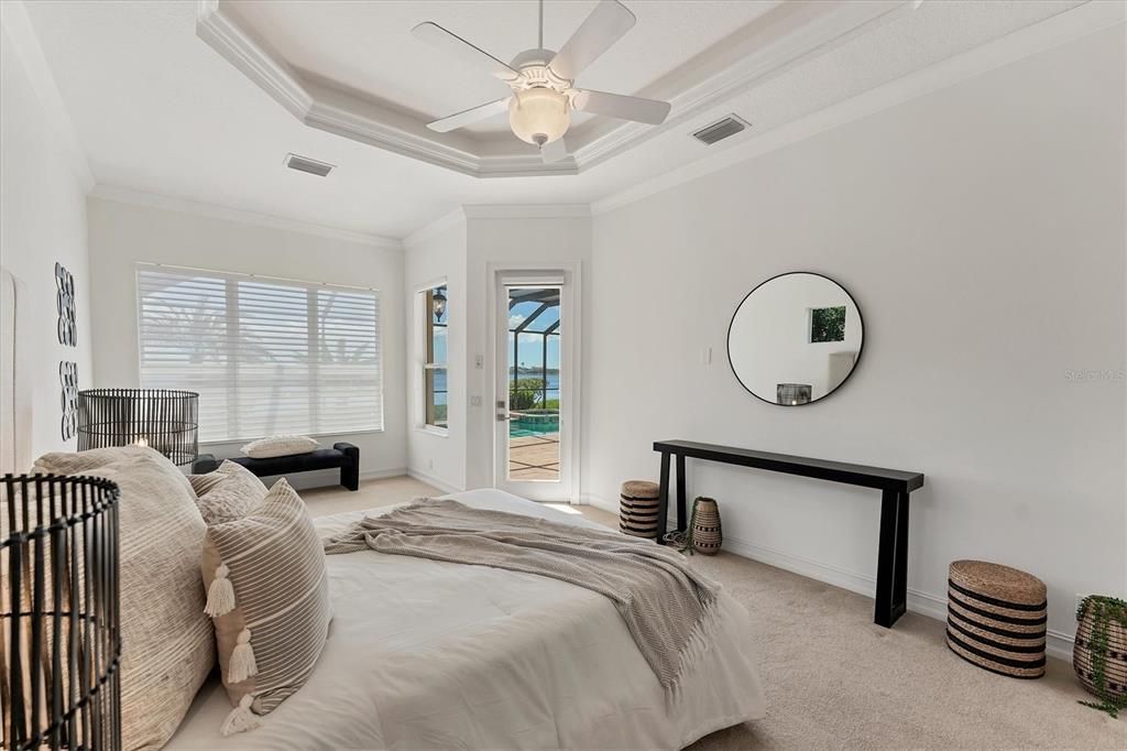 En Venta: $1,849,500 (5 camas, 4 baños, 4074 Pies cuadrados)