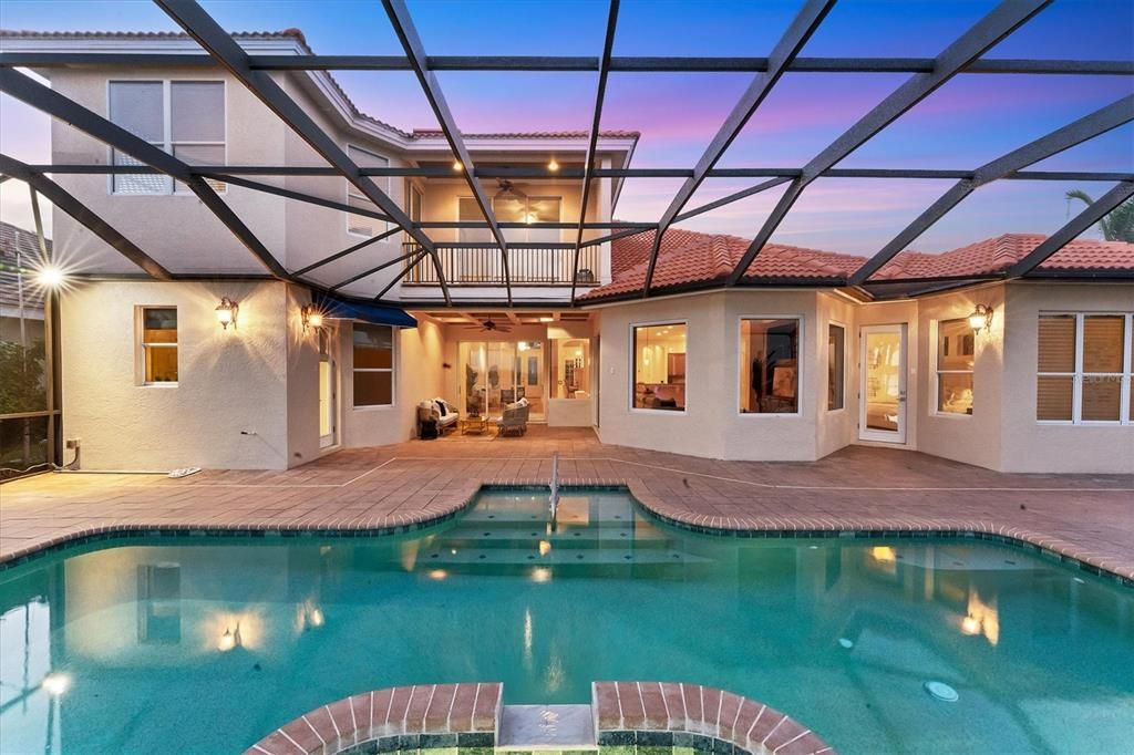 En Venta: $1,849,500 (5 camas, 4 baños, 4074 Pies cuadrados)