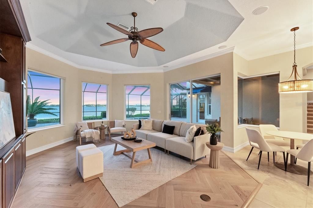 En Venta: $1,849,500 (5 camas, 4 baños, 4074 Pies cuadrados)