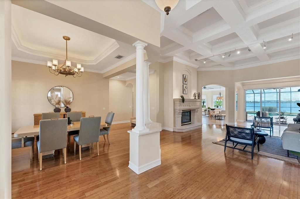 En Venta: $1,849,500 (5 camas, 4 baños, 4074 Pies cuadrados)