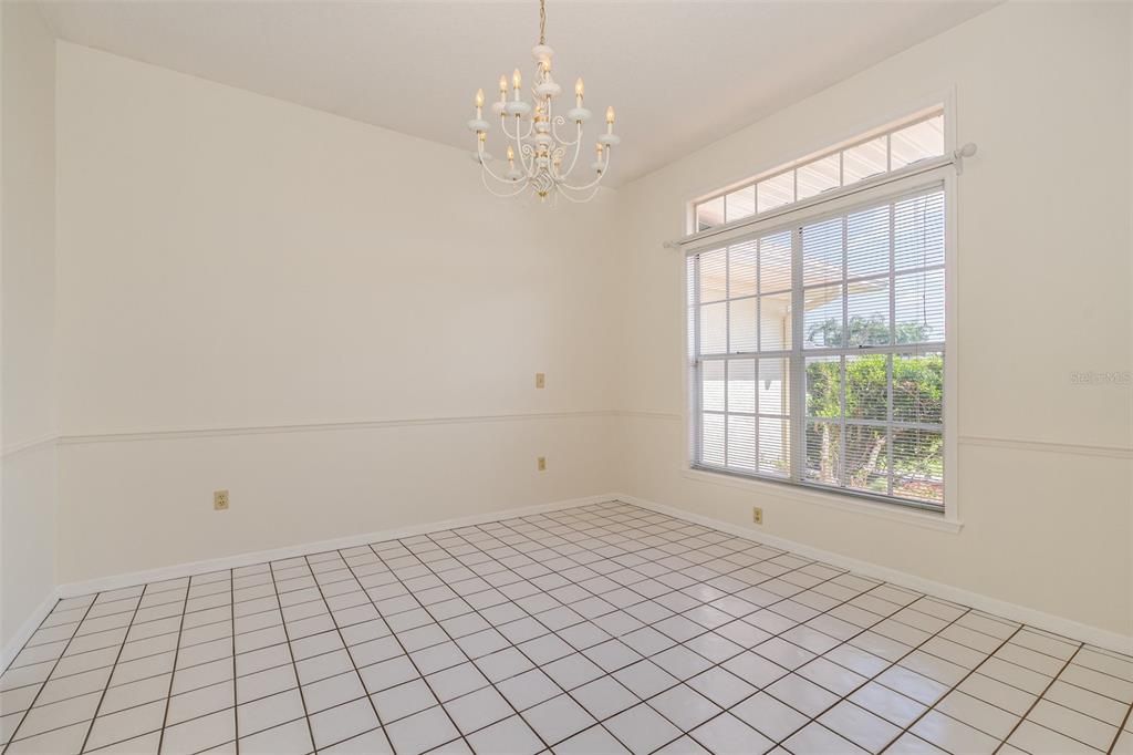 For Sale: $539,900 (3 beds, 2 baths, 2281 Square Feet)