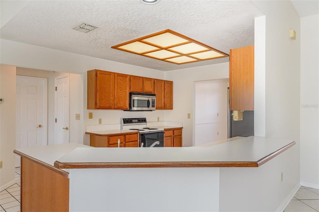 For Sale: $539,900 (3 beds, 2 baths, 2281 Square Feet)