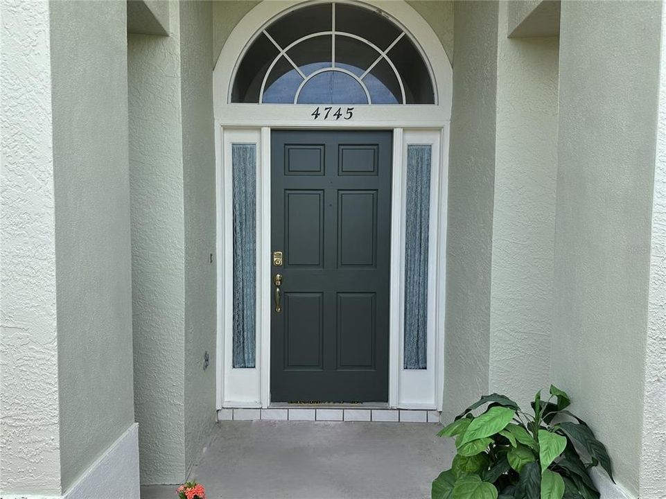 For Sale: $539,900 (3 beds, 2 baths, 2281 Square Feet)