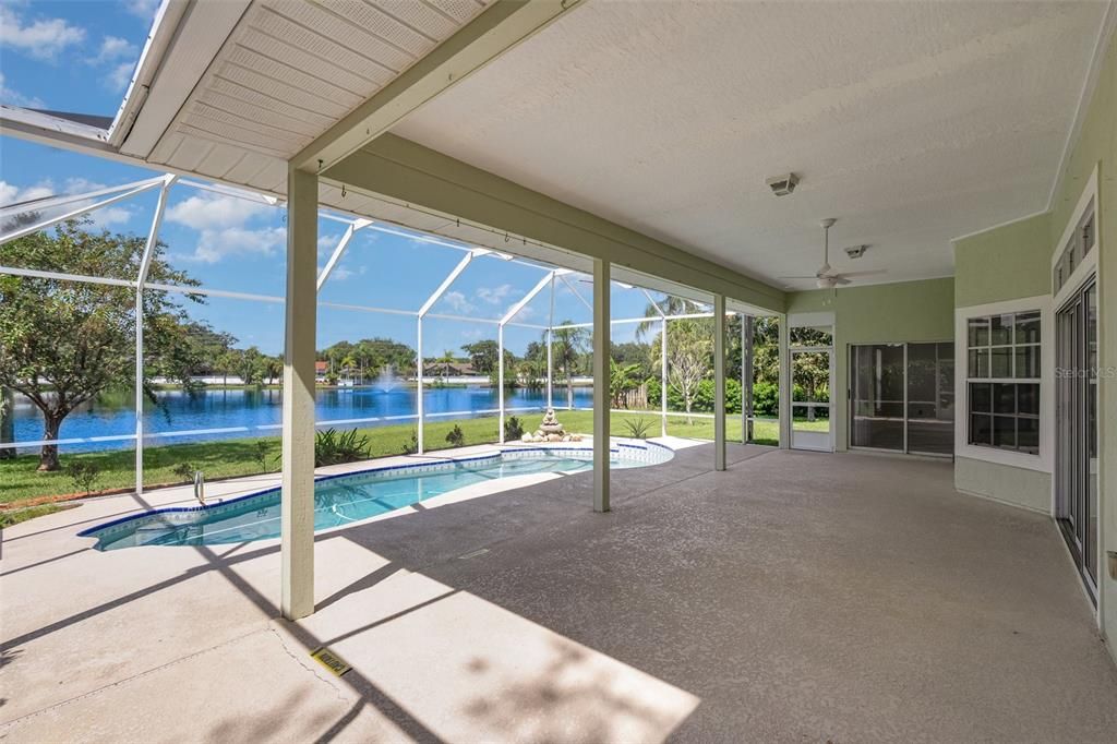 For Sale: $539,900 (3 beds, 2 baths, 2281 Square Feet)