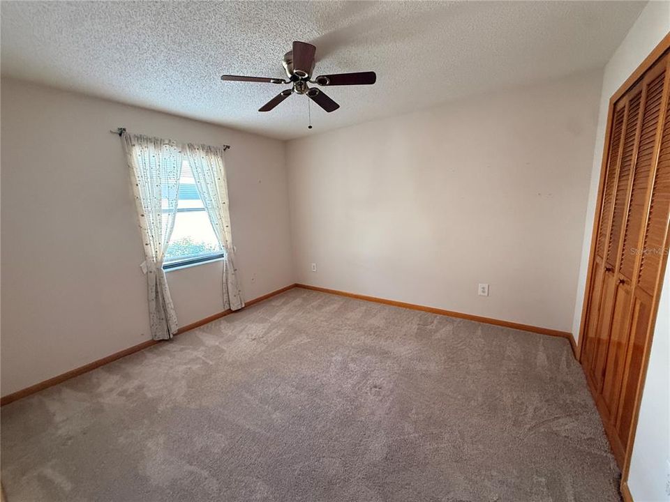 For Sale: $315,000 (3 beds, 2 baths, 2138 Square Feet)