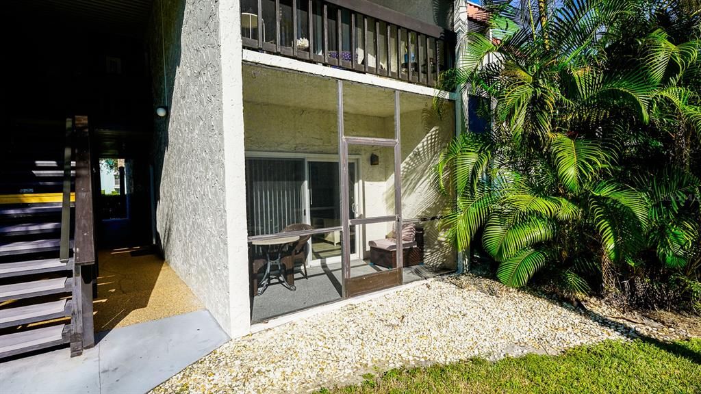 待售: $209,900 (2 贝兹, 2 浴室, 878 平方英尺)