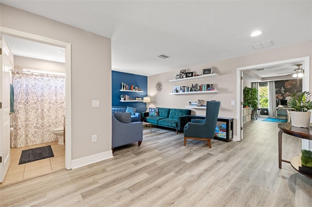 待售: $569,900 (4 贝兹, 3 浴室, 3258 平方英尺)