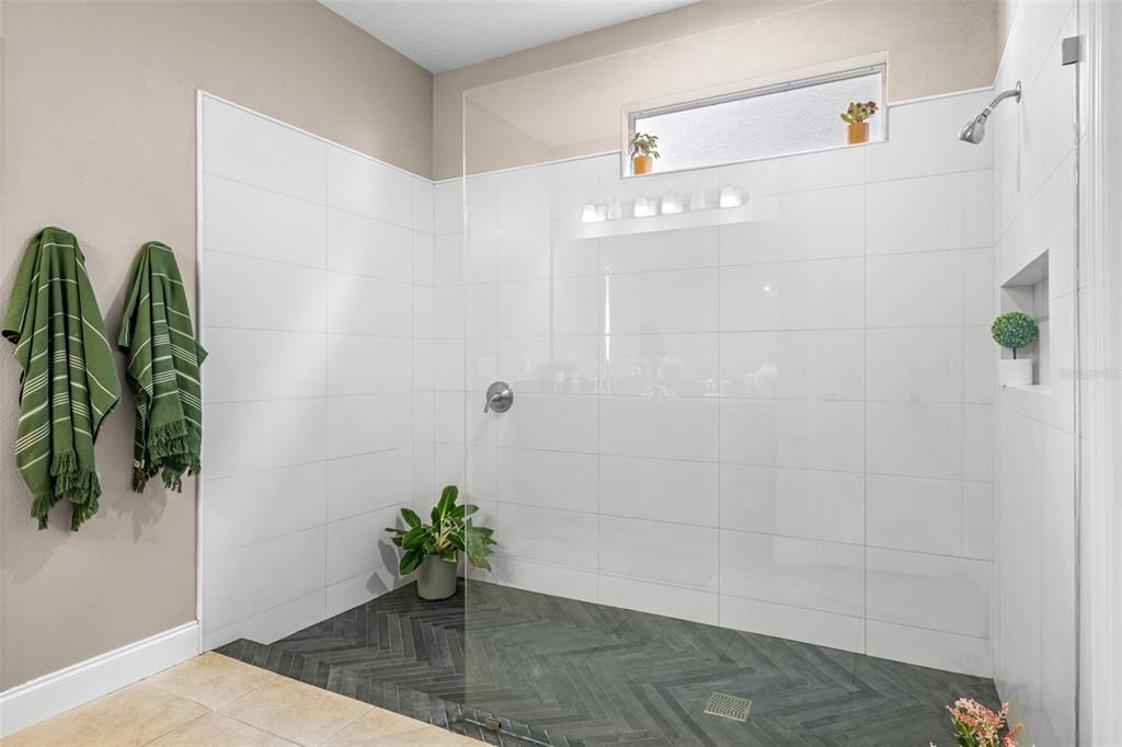 待售: $569,900 (4 贝兹, 3 浴室, 3258 平方英尺)