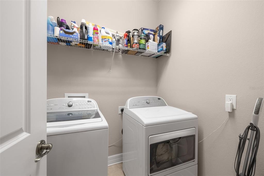 待售: $569,900 (4 贝兹, 3 浴室, 3258 平方英尺)