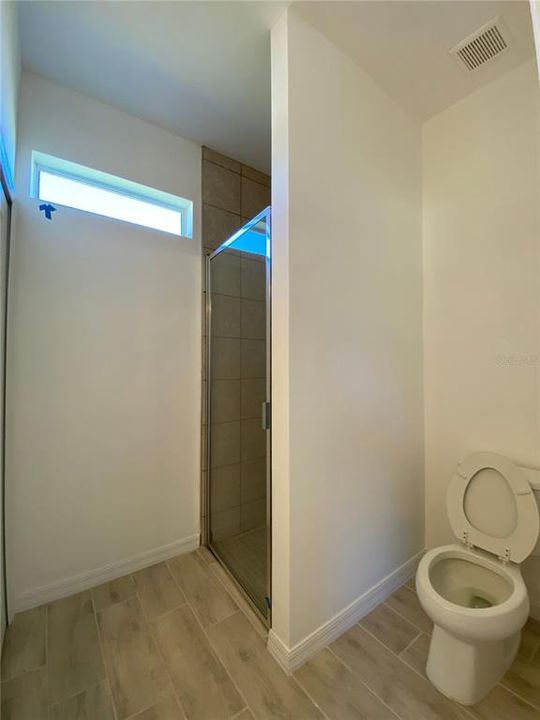 For Rent: $1,500 (3 beds, 2 baths, 1244 Square Feet)