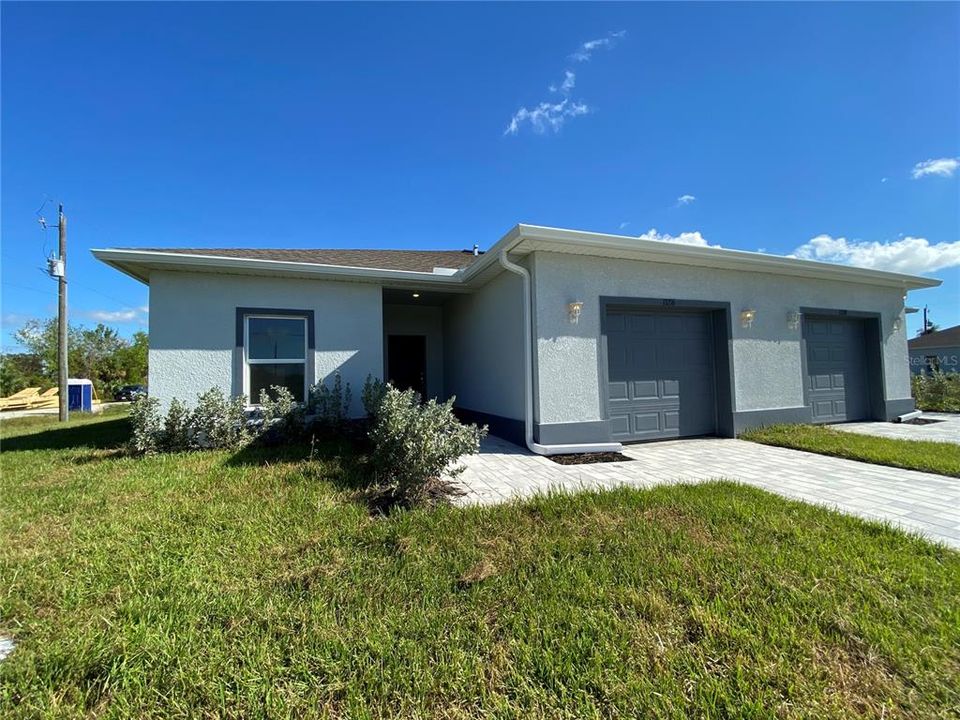 For Rent: $1,500 (3 beds, 2 baths, 1244 Square Feet)