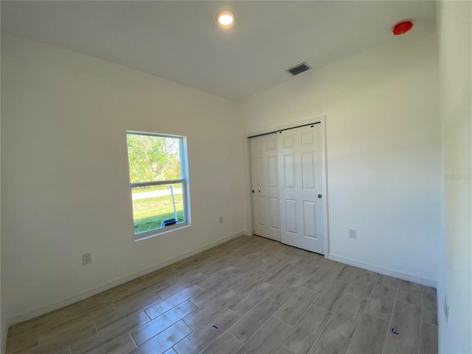 For Rent: $1,500 (3 beds, 2 baths, 1244 Square Feet)