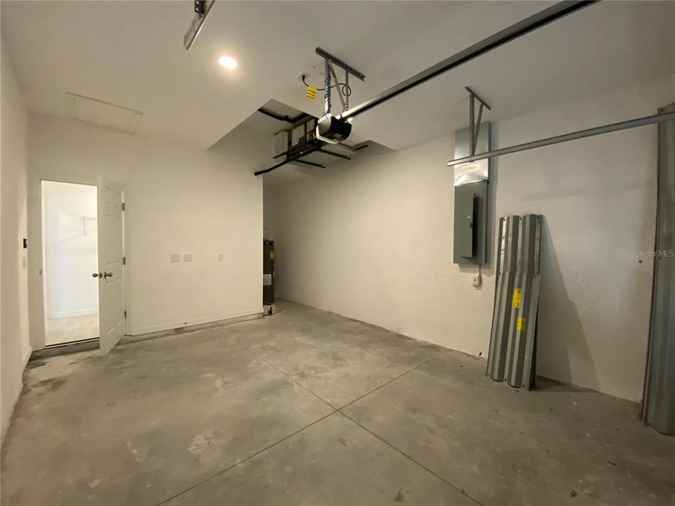 For Rent: $1,500 (3 beds, 2 baths, 1244 Square Feet)