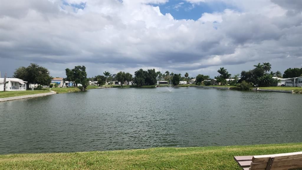 待售: $72,000 (0.10 acres)