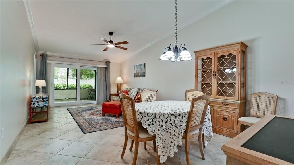 Active With Contract: $268,750 (2 beds, 2 baths, 1002 Square Feet)