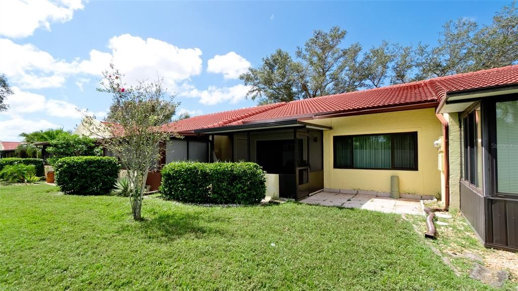 Active With Contract: $268,750 (2 beds, 2 baths, 1002 Square Feet)