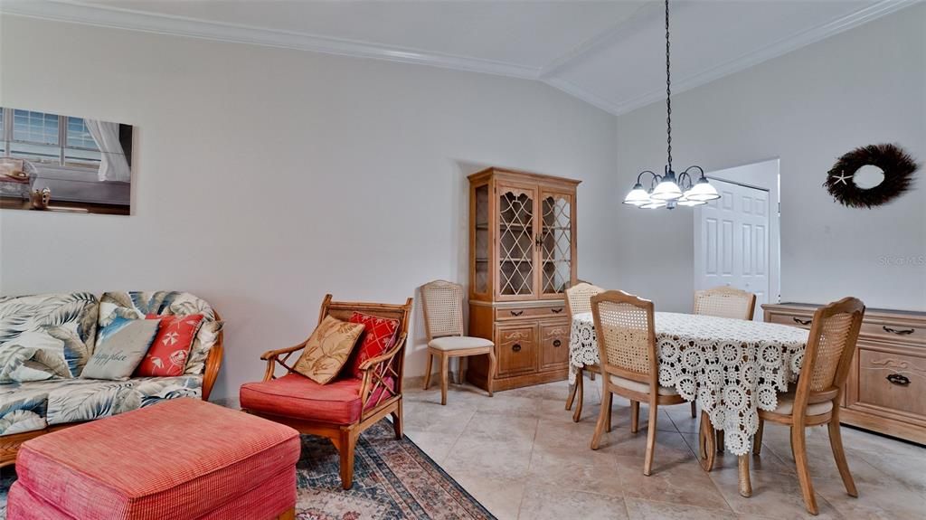 Active With Contract: $268,750 (2 beds, 2 baths, 1002 Square Feet)