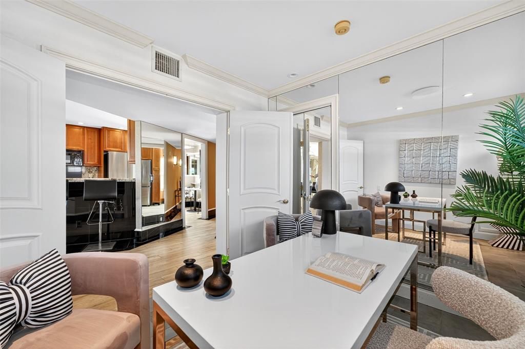 待售: $1,250,000 (3 贝兹, 2 浴室, 1323 平方英尺)