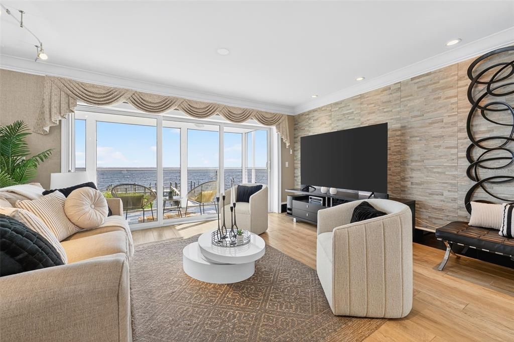 待售: $1,250,000 (3 贝兹, 2 浴室, 1323 平方英尺)