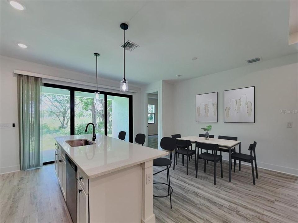 Active With Contract: $650,000 (6 beds, 0 baths, 3032 Square Feet)