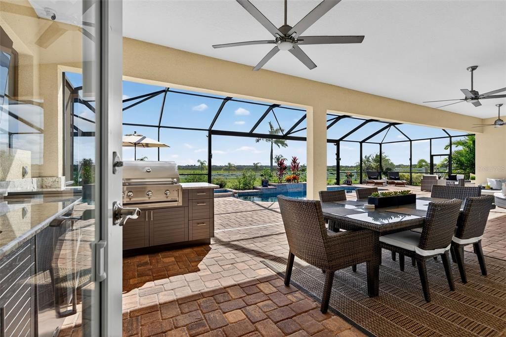 For Sale: $1,399,000 (3 beds, 3 baths, 2627 Square Feet)