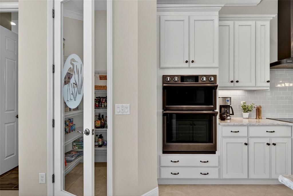 For Sale: $1,399,000 (3 beds, 3 baths, 2627 Square Feet)