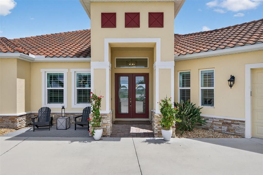 For Sale: $1,399,000 (3 beds, 3 baths, 2627 Square Feet)