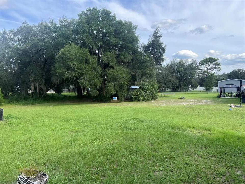 Active With Contract: $159,900 (3 beds, 2 baths, 1166 Square Feet)