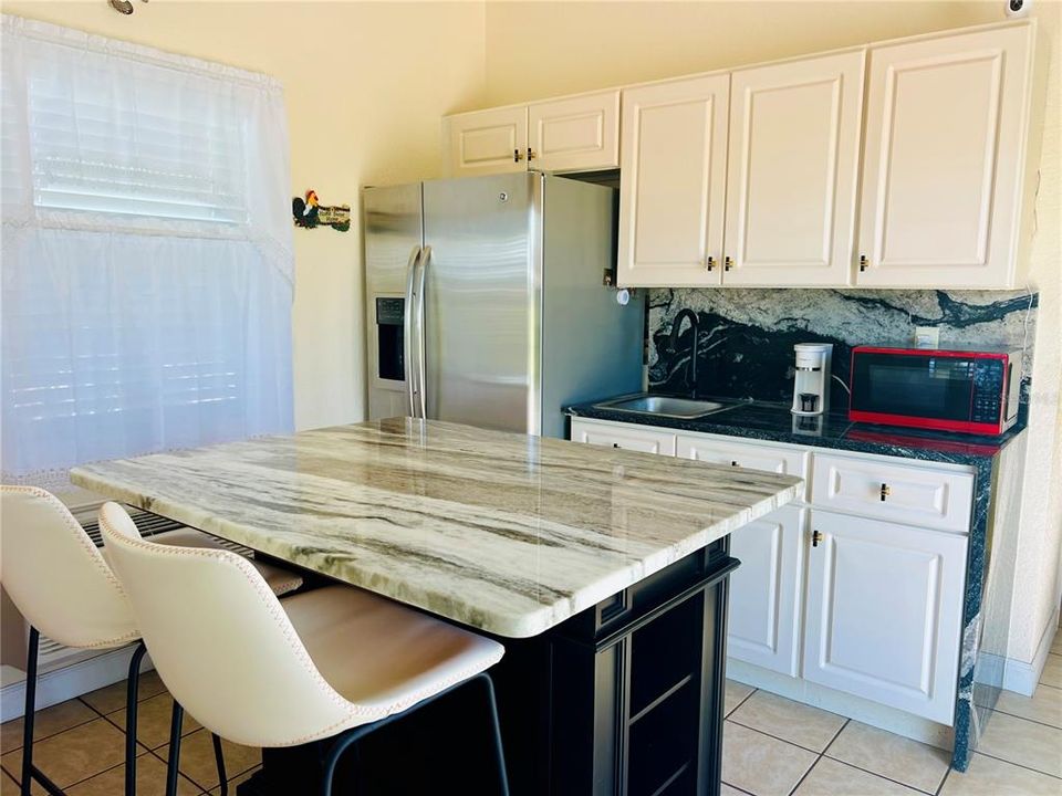 En Venta: $209,900 (0.12 acres)