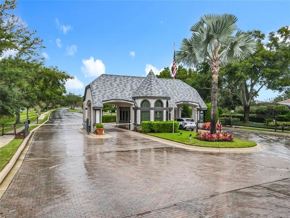 Под контрактом: $725,000 (3 спален, 3 ванн, 2308 Квадратных фут)