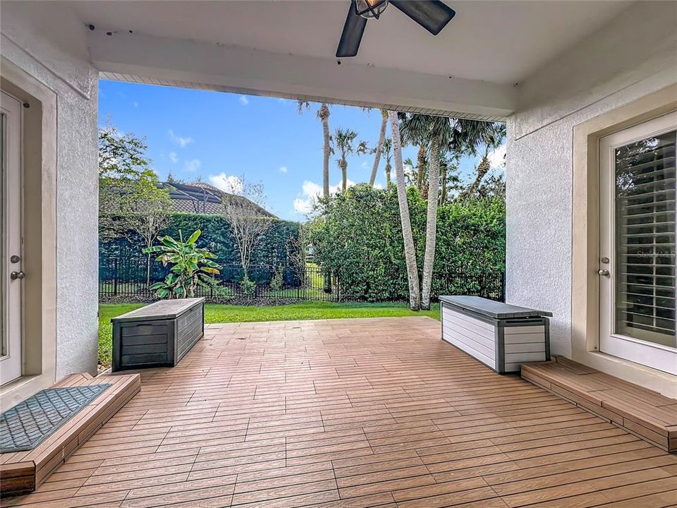 Под контрактом: $725,000 (3 спален, 3 ванн, 2308 Квадратных фут)